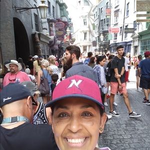 Meet your Posher, Ruth g